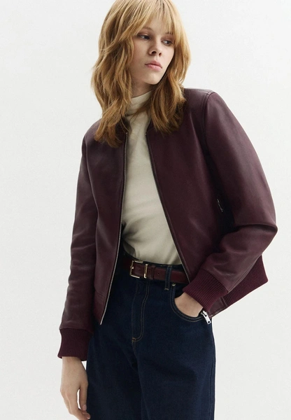 Как стилизовать Black Cherry&nbsp;&mdash; самый модный оттенок сезона