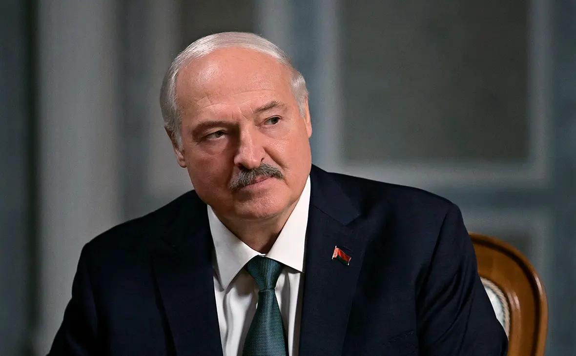 Лукашенко предложил отправить неэффективных чиновников в армию на границе с Украиной