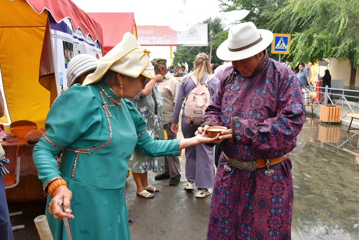 Бурятскую культуру — в массы: как проходит фестиваль «Алтаргана»