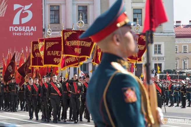 Парад Победы в Петербурге. Текстовая трансляция (фото, видео) | Источник: Михаил Огнев/"Фонтанка.ру"