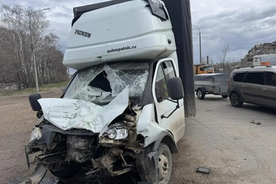 Водитель ГАЗели в больнице после аварии на трассе М-5