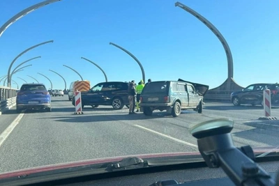 ДТП с Нивой на ЗСД привело к многокилометровой пробке