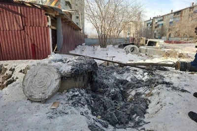 Памперсы и тряпки засорили канализацию в Чите в 9-м мкр