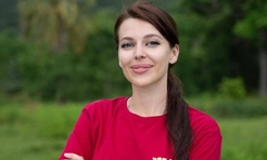 «Свето перечичи»: королева озвучки Дарья Блохина стала мемом после «Алых парусов — 2025»