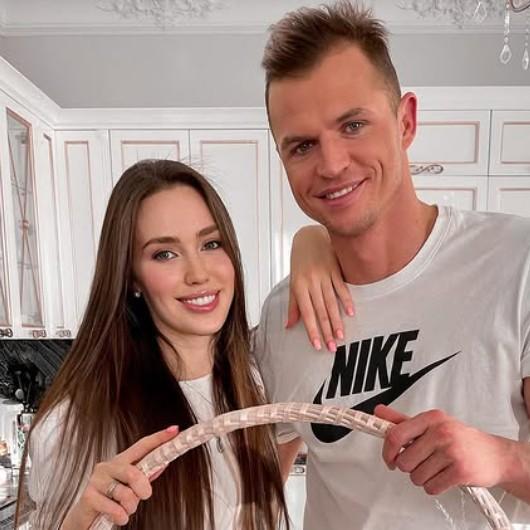 Дмитрий Тарасов жестоко унизил Анастасию Костенко, родившую ему четверых детей