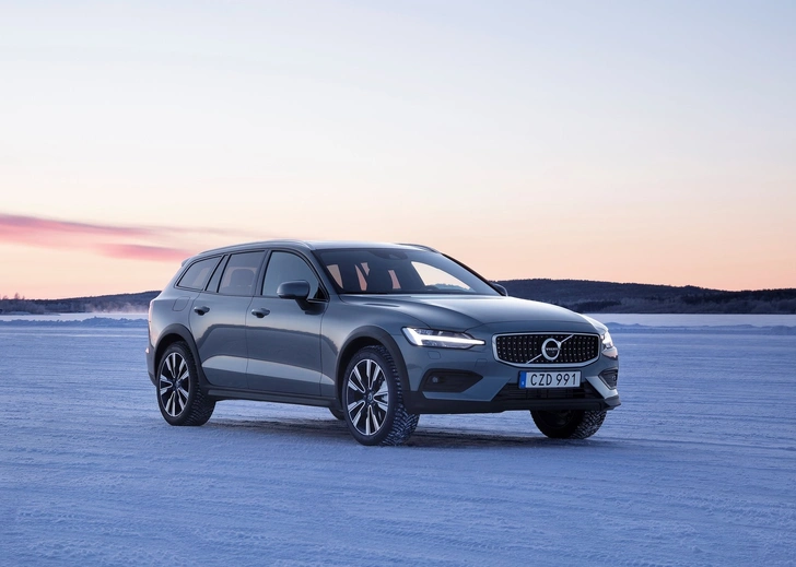 Volvo V60 Cross Country: один автомобиль чтобы править всеми