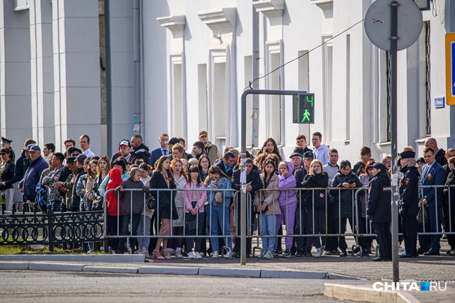 Так были одеты читинцы утром 9 мая 2024 года | Источник: Олег Фёдоров / CHITA.RU