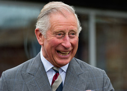 Как Виндзоры поздравили принца Чарльза с днем рождения (и чем снова отличились Сассекские)