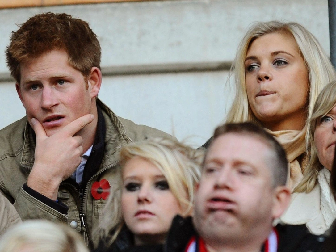 Гарри и Челси н серии Investec Challenge (Англия — Австралия) Стадион Твикенхем, 7 ноября 2009 | marieclaire.ru