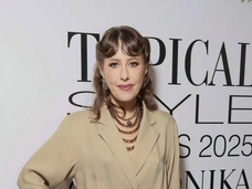 Чеботина в образе школьницы, Самойлова с БДСМ-чокером и нежная Собчак: премия Moda Topical