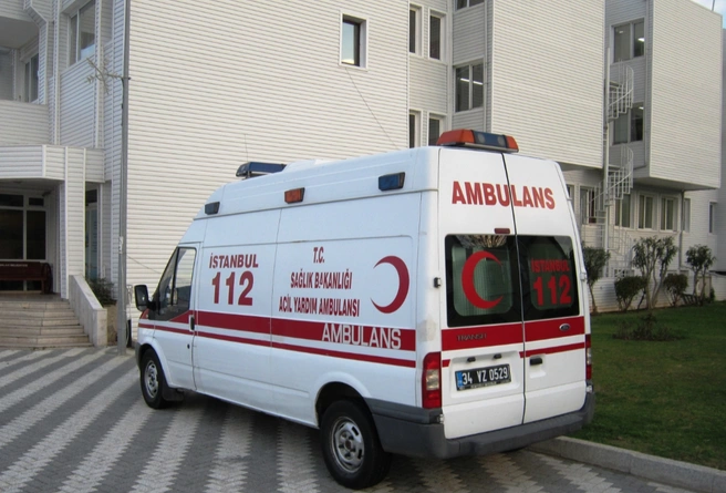 Трое рабочих смогли выбраться самостоятельно | Источник: Dickelbers