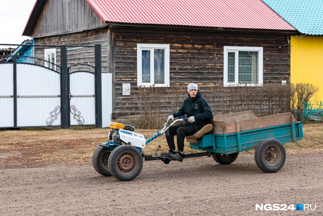 Какой только техники тут не встретишь | Источник: Мария Ленц / NGS24.RU