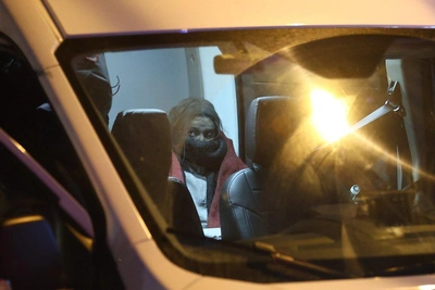 Поджог склада помощи: жертва мошенников или преступница?