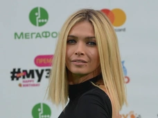 Брежнева: «Мы с Костей нормальные люди, но не можем позволить открытое проявление чувств на публике»
