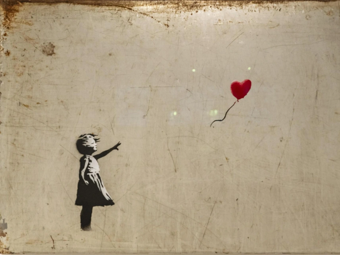 Раскрыта личность художника Бэнкси | marieclaire.ru