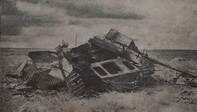 Подбитые танки у кургана Бербер-Оба, ноябрь 1941 | Источник: Приложение к книге «На южном фронте»
