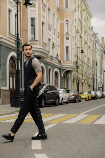 В основе ассортимента — эксклюзивная коллекция костюмов собственного бренда Men’s Look | Источник: магазин мужской одежды Men’s Look