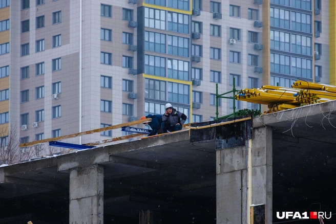 Строят до самых небес | Источник: Булат Салихов / UFA1.RU