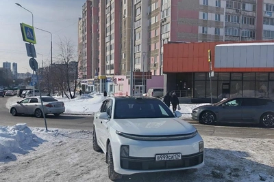 Водитель люксового внедорожника оштрафован в Челябинске