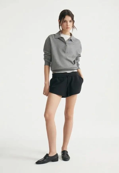 https://www.lamoda.ru/p/mp002xw0sqhs/clothes-lime-shorty/