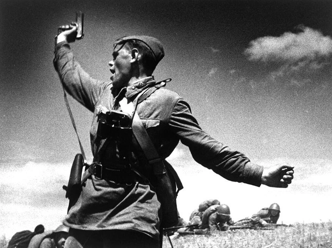 «Комбат» (12 июля 1942 года) | Источник: Макс Альперт