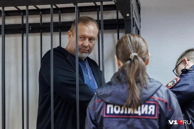На сегодняшних прениях Алексей Зверев высказал всё то, что так долго держал в себе | Источник: Алексей Волхонский / V1.RU