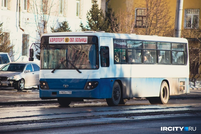 Выясняем, на каких автобусах частники возят пассажиров в Иркутске? | Источник: Даниил Конин / «ИрСити»