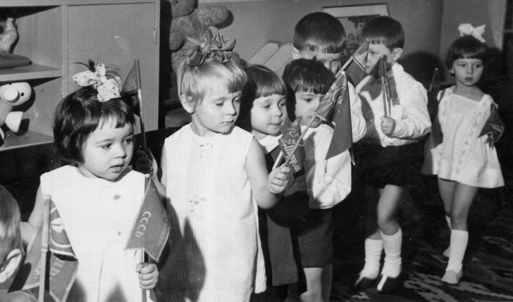 Какими на самом деле были детсады в СССР: воспоминания мам, детей и воспитателей