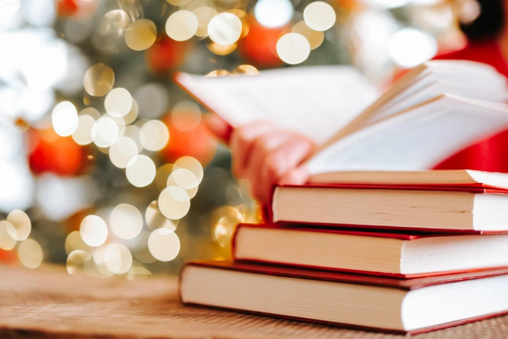 Тест для заядлых книголюбов: какую книгу перевели на рекордные 680 языков | Источник: yul38885/Shutterstock/Fotodom.ru