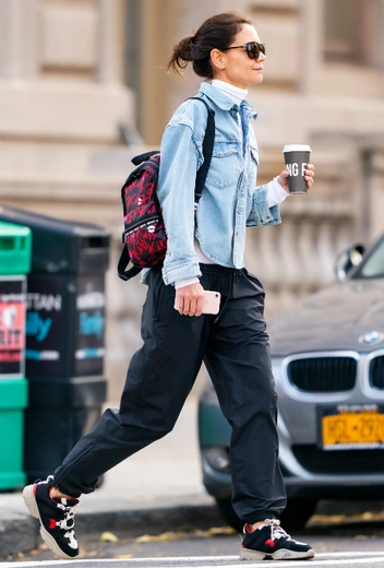 Кэти Холмс в Нью-Йорке | marieclaire.ru