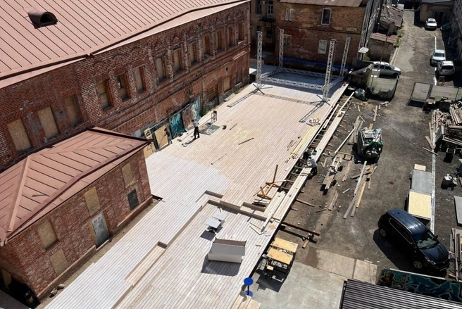 Процесс строительства публиковали в соцсетях | Источник: profsouzniki / T.me