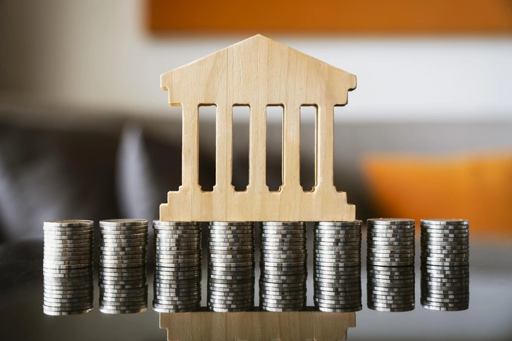 Инфографика: топ-30 крупнейших банков мира | Источник: sommart sombutwanitkul/Shutterstock/Fotodom.ru