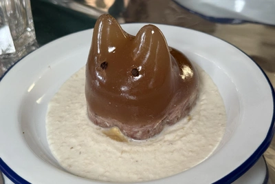 Закрытие закусочной 90-х в Екатеринбурге: кура гриль и холодец