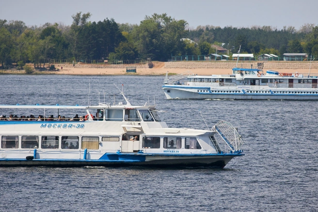 Прокатиться на теплоходе с ветерком или сходить на игротеку? Выбор за вами! | Источник: Роман Данилкин / 63.RU