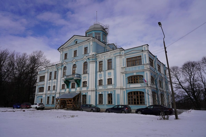 Дачу Воронцова «Новознаменка» отреставрируют в 2021 году. Она прошла историю от господского дома и тюрьмы до школы (фото) | Источник: КГИОП