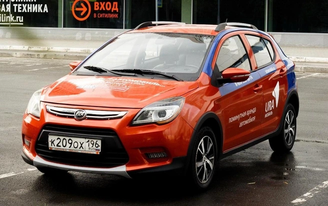 Компания начала развитие в 2018-м году, закупив 200 хетчбэков Lifan | Источник: КАРШЕРИНГ URAМОБИЛЬ / Vk.com
