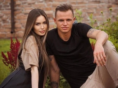 Костенко пришлось публично оправдываться перед Тарасовым за откровенную фотосессию