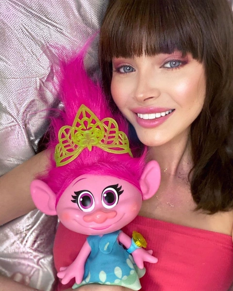 Алена Шишкова