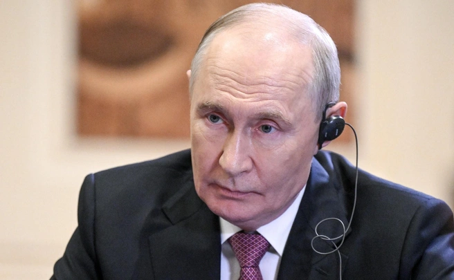 Условились поддерживать прямые контакты. Что известно о разговоре Путина с президентом Финляндии и премьером Норвегии | Источник: Кристина Соловьёва, РИА Новости / kremlin.ru
