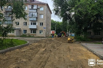 Еще два междворовых проезда ремонтируют в Благовещенске
