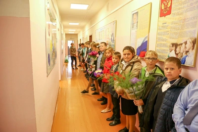 Линейки в Слюдянском районе перенесли в залы из-за медведей