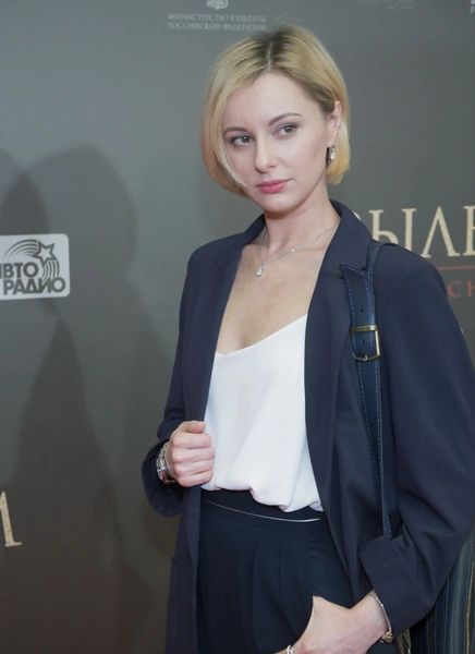 Маруся Климова | www.starhit.ru