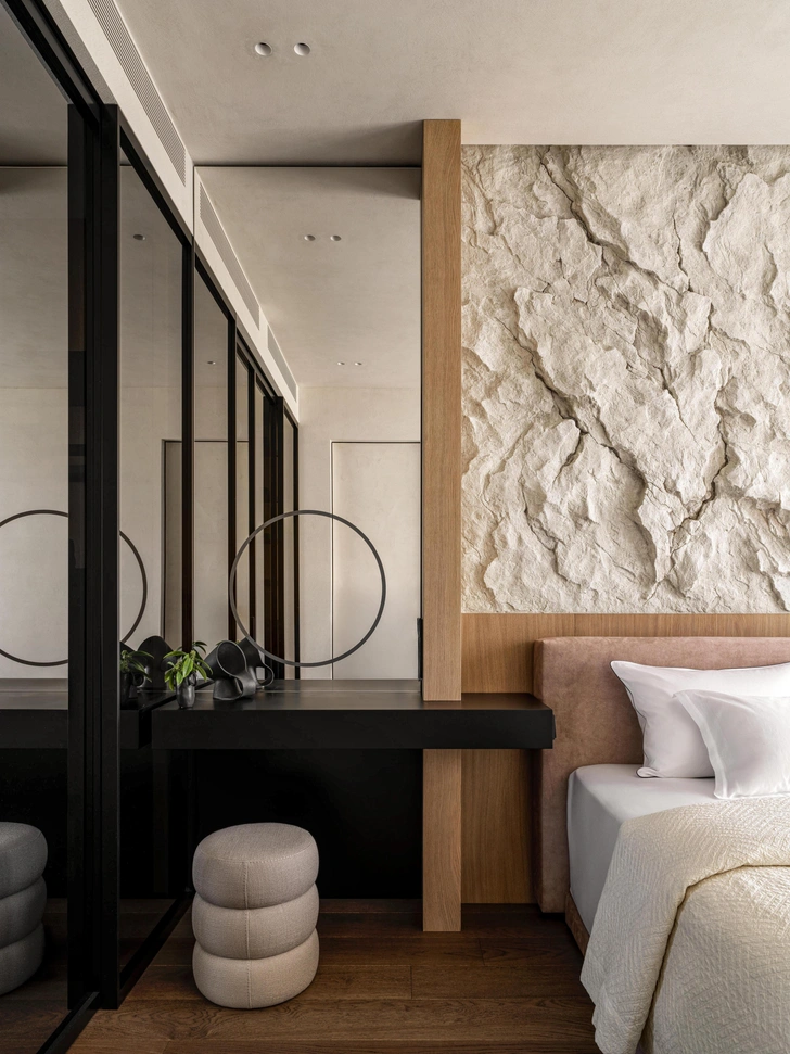 Пуф, Dantone Home. | Источник: Сергей Красюк. Стиль: Екатерина Наумова