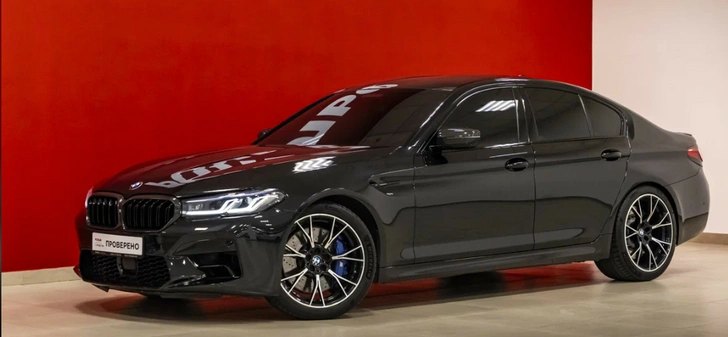 За сколько рэпер Macan продает свою BMW M5 | Источник: Auto.ru