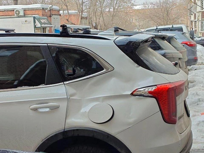 На восстановление автомобиля после таких повреждений потребуются существенные средства. | Источник: читатель 74.RU