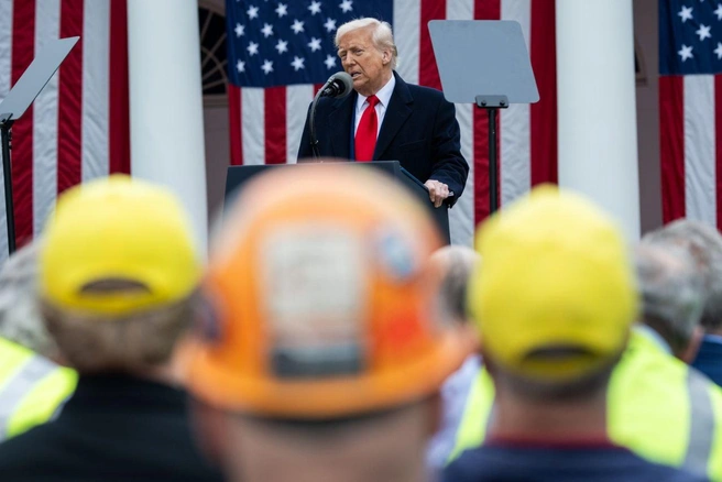 Трамп прочитал речь для американских рабочих — по его задумке, их производства и рабочие места должны защитить пошлины | Источник: The White House / X