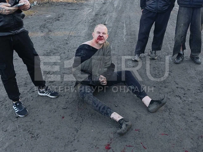 По словам свидетелей, неадекват специально вывернул руль на встречку | Источник: читатель E1.RU