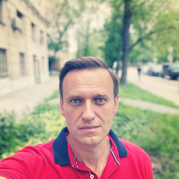 Фото №1 - Алексея Навального вывели из комы