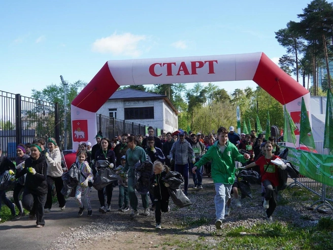 Участники соревновались в спортивном ориентировании и сборе мусора | Источник: пресс-служба пермской городской думы