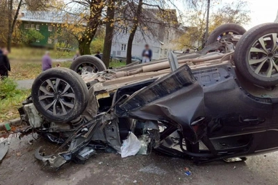 Три человека пострадали в ДТП на Полины Осипенко